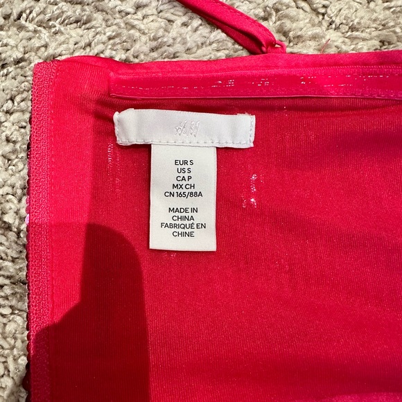 Pink sparkly tube top - Picture 2 of 2